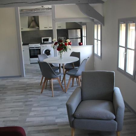 Les Appartements Du Saint Hubert Arcis-sur-Aube Екстериор снимка