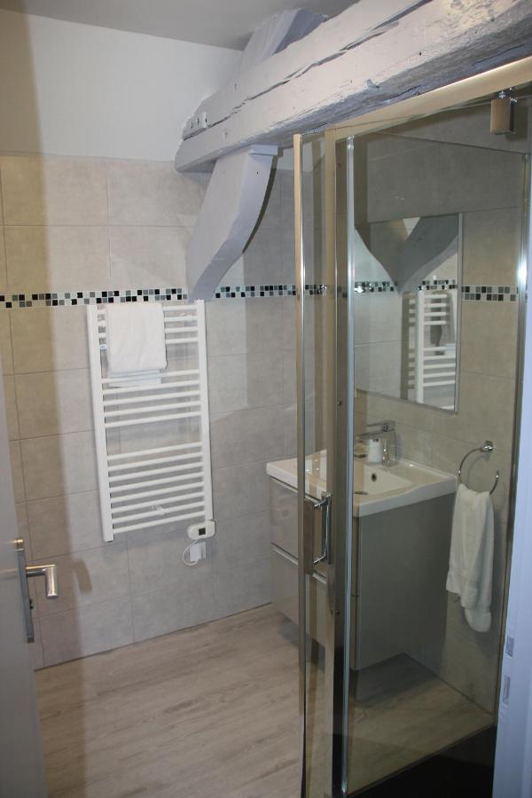 Les Appartements Du Saint Hubert Arcis-sur-Aube Екстериор снимка