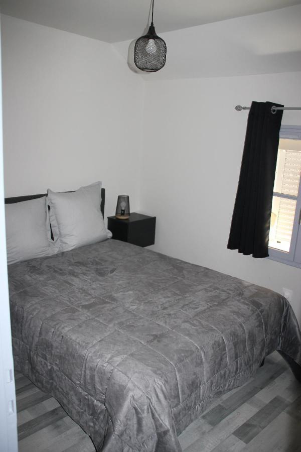 Les Appartements Du Saint Hubert Arcis-sur-Aube Екстериор снимка